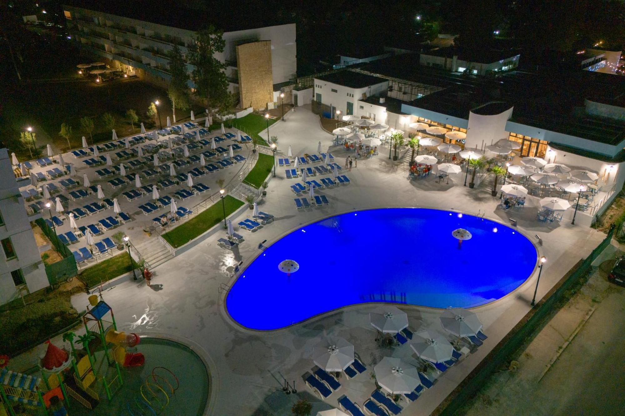 Mera Holiday Resort Venus Exterior foto